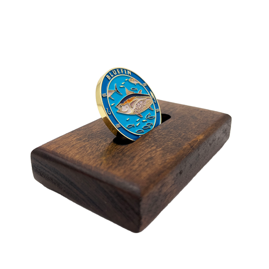 1 Coin Table Top Stand (Dark Stain)