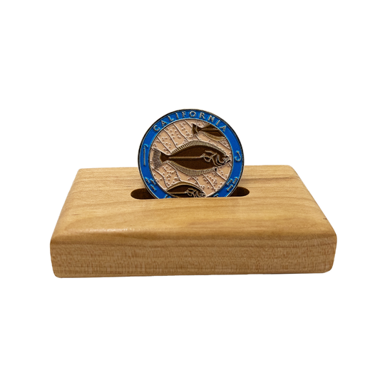 1 Coin Table Top Stand (Light Stain)